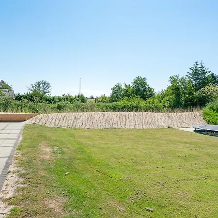 Sunna - 500m From The Sea By Interhome Blåvand